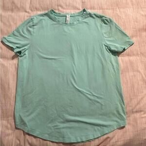 Lululemon Athletica short sleeve Shirt